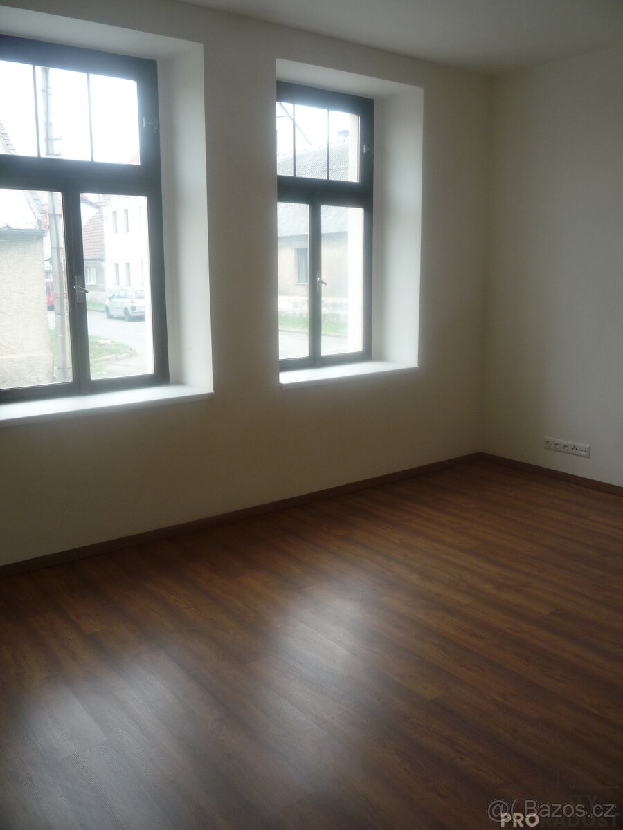 Pronájem bytu Kladno - 12