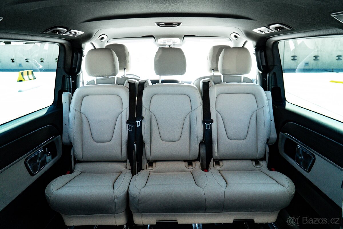 Půjčovna minivanů Mercedes-Benz V class - 12
