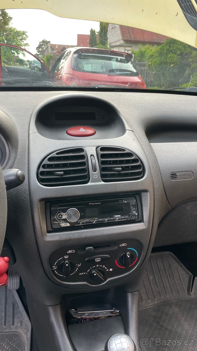 Peugeot 206 SW 1.4hdi 50kw - 12