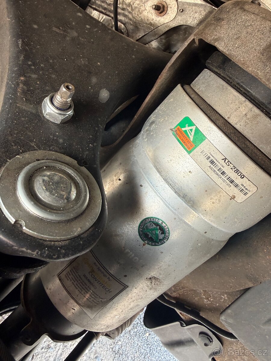 Land Rover Discovery 3 V8 - 12