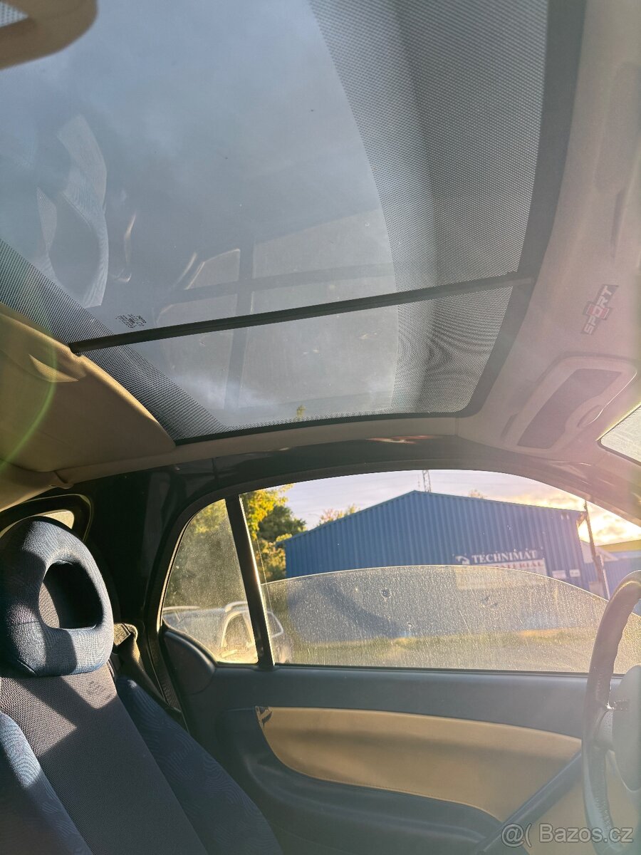 Smart Fortwo 450 0,6 benzín - 12
