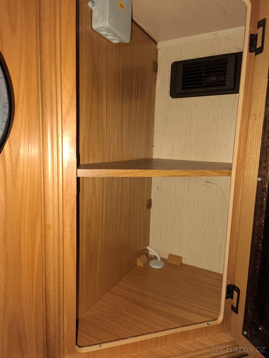 Karavan Tabbert 590 Nemecke doklady Beroun - 12