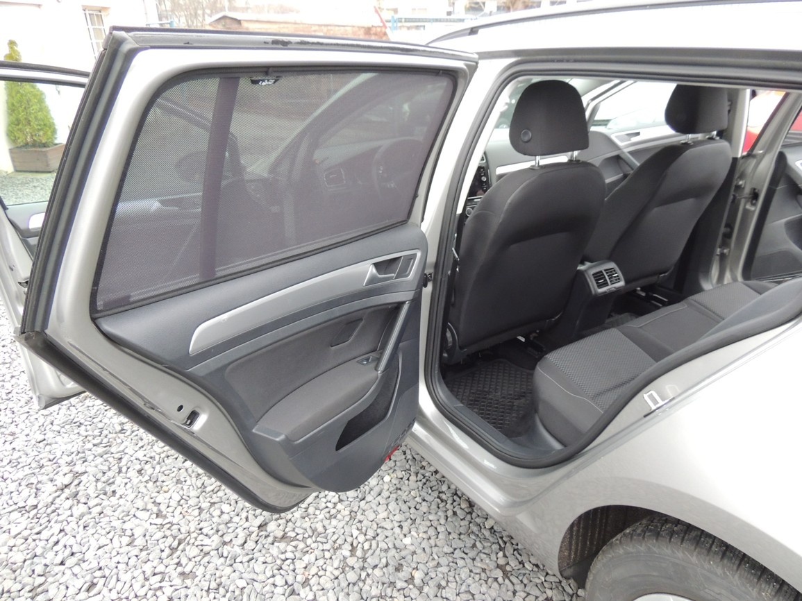 VW Golf Variant 1.6TDi,85kw,2018,2.maj.-21%DPH - 12