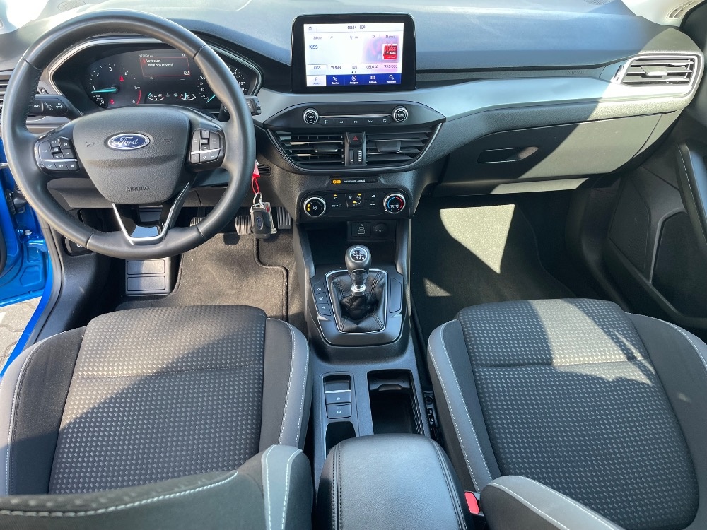 FORD FOCUS - 12