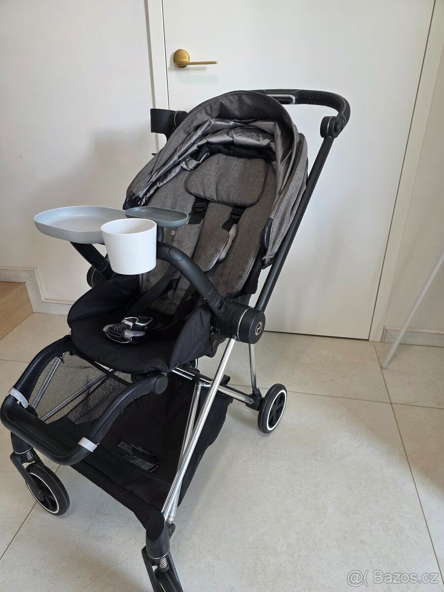 Kočárek Cybex Mios + fusak, držák nápojů, síťka, snack tray - 12