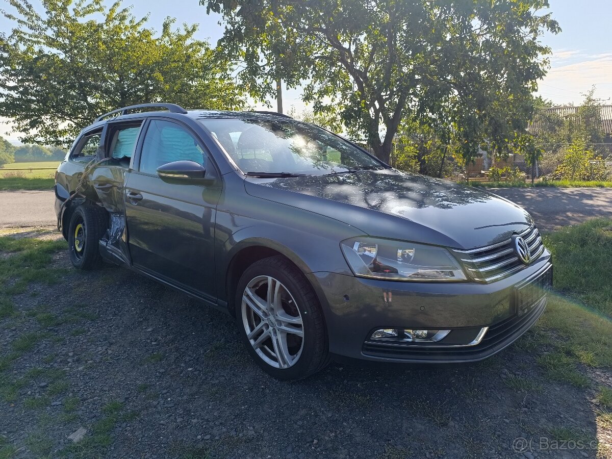 VW Passat variant B7 1.4 TSI 90 kW - 12