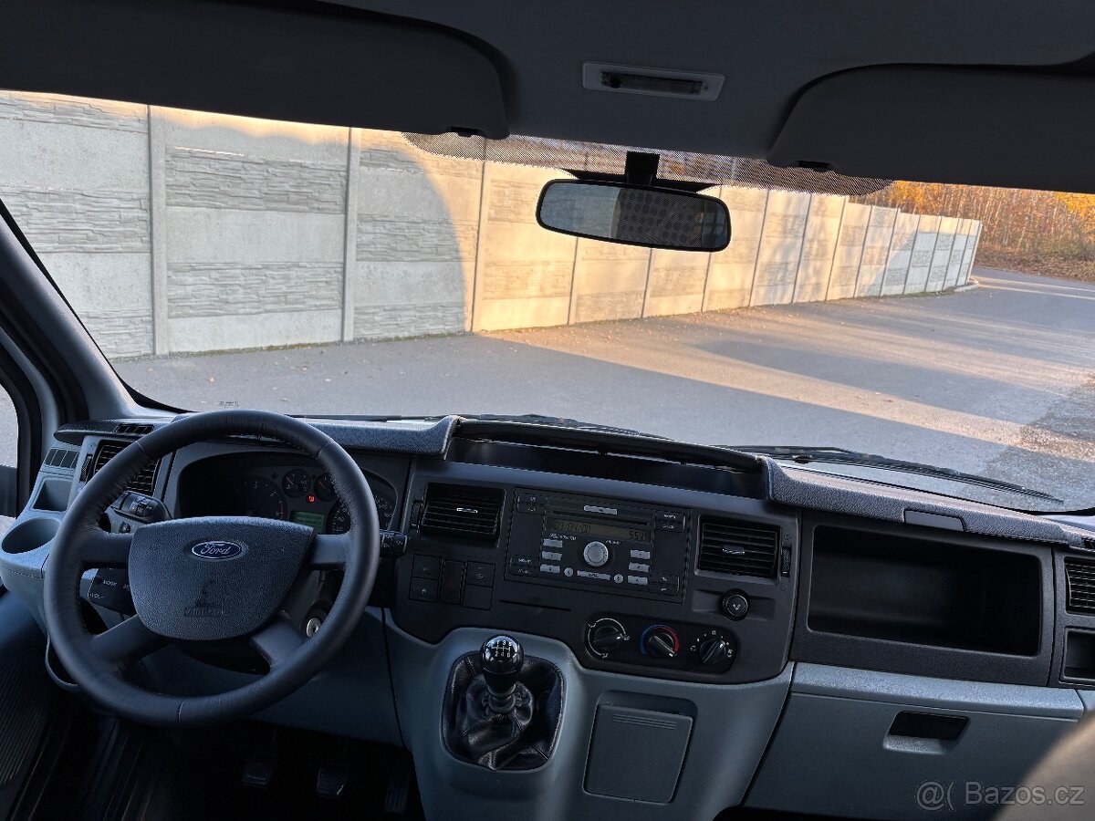 Ford Transit Dvoukabina 7Míst Dvoj Montáž 2.2Tdci R.V. 2014 - 12