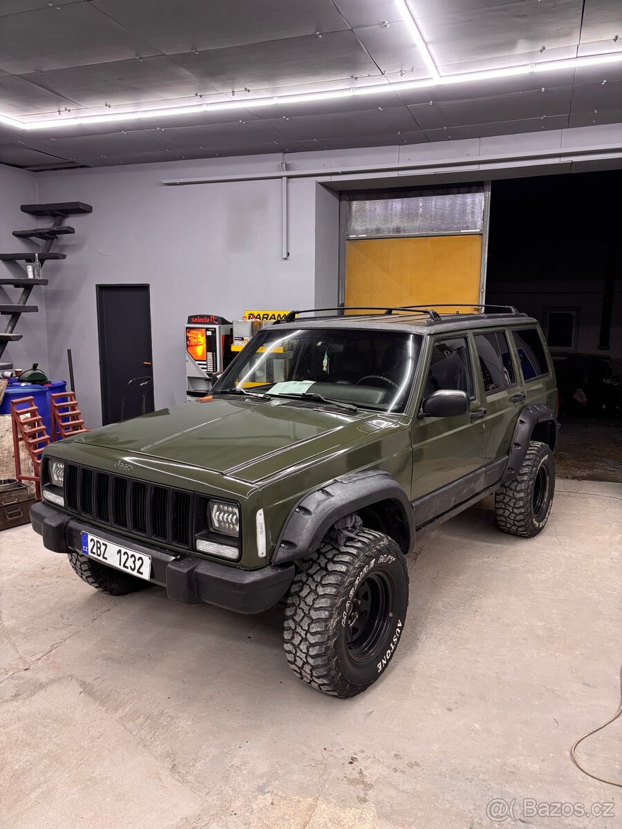 Jeep xj cherokee - 12