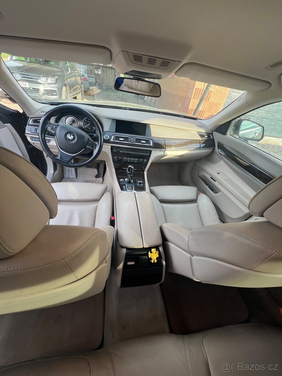 Prodám BMW 740d x-drive - 12