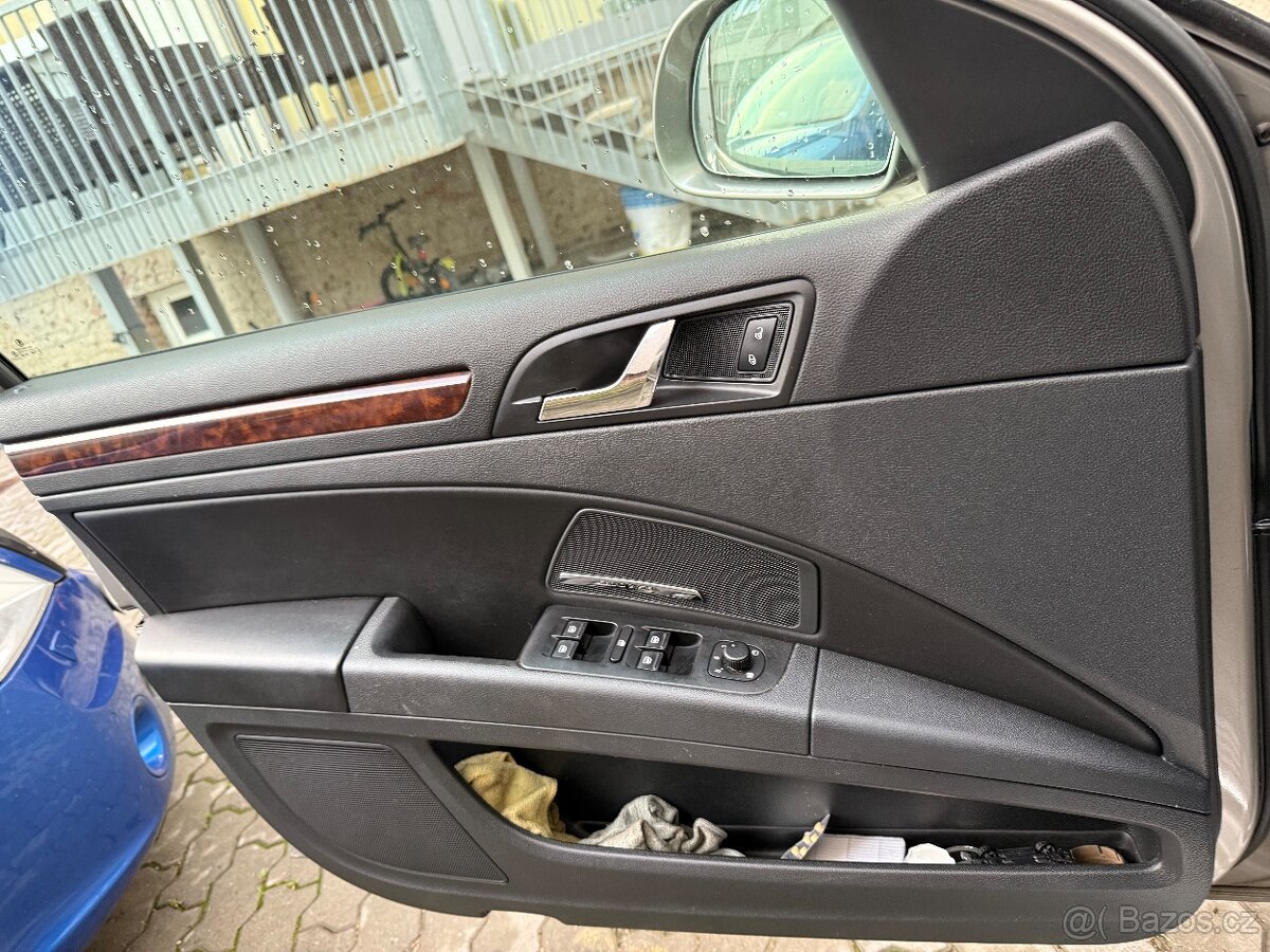 Prodám Škoda superb - 12