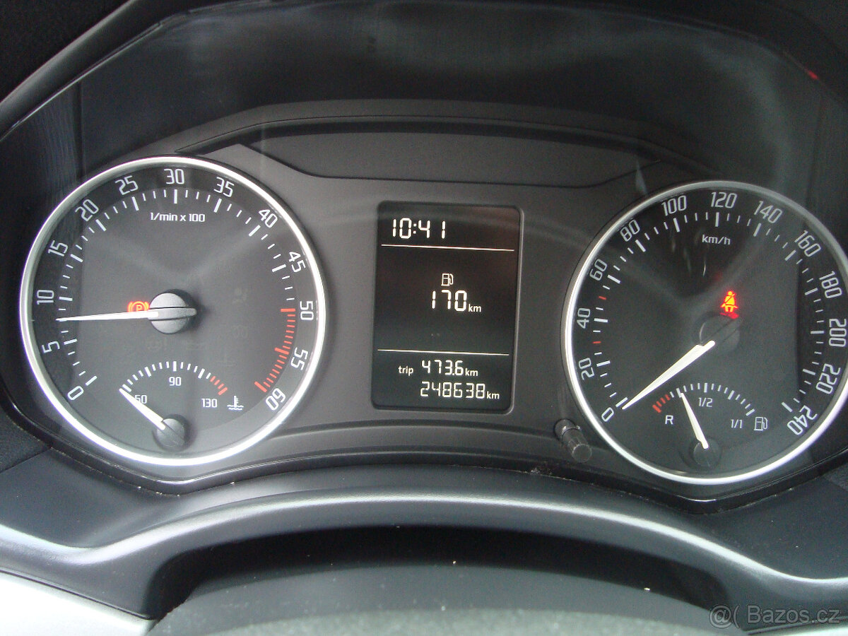 Škoda Octavia 1,6 TDI 4x4 - 12