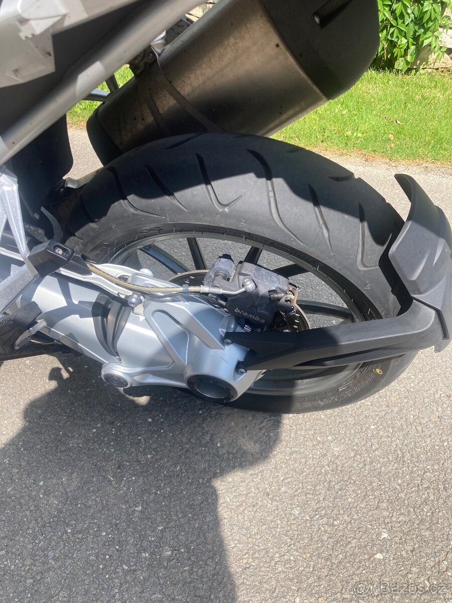 BMW R1200 GS LC 2014 najeto 27000km nové v ČR - 12