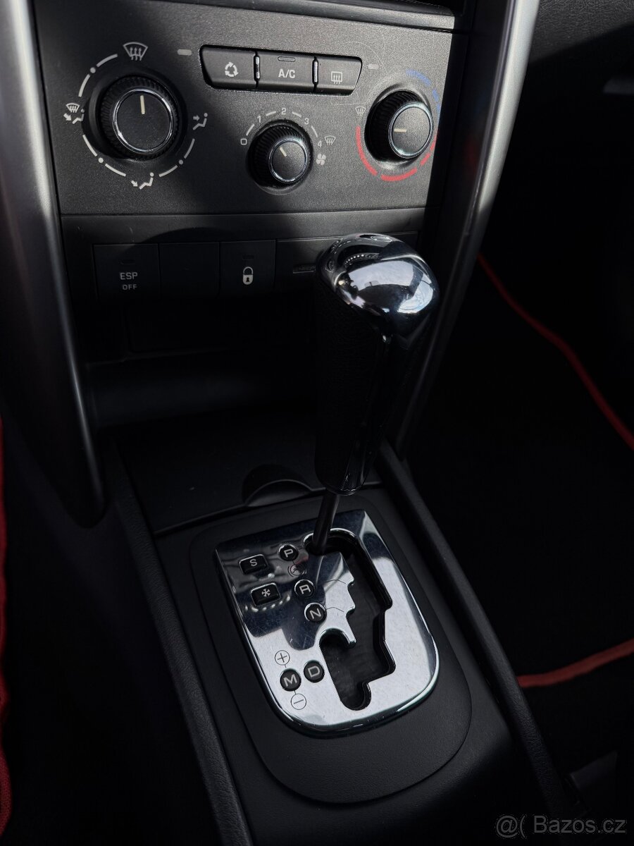 Peugeot 207cc 1.6i - 12