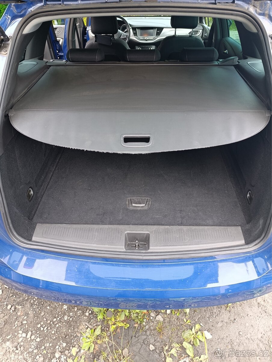 Opel Astra K Sports Tourer 1.6 CDTI 81 kW – stav jako nový - 12