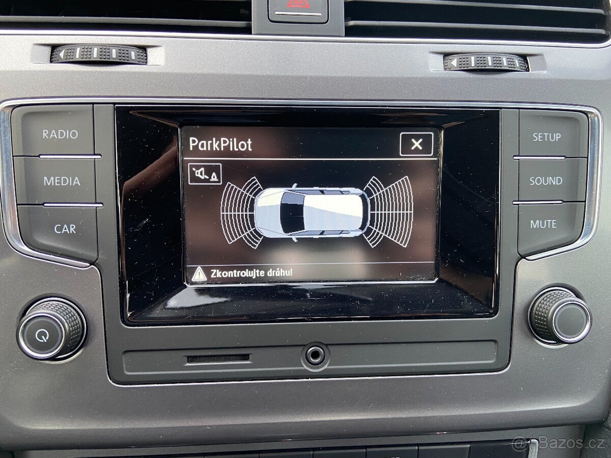 VW Golf 1,2 TSi P+Z Senzory, Klima - 12