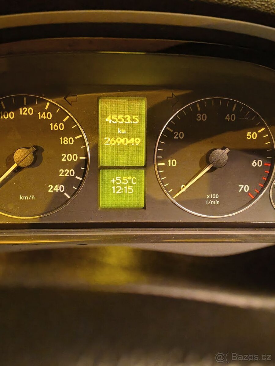 Mercedes A200 W169 2.0 benzín - 12