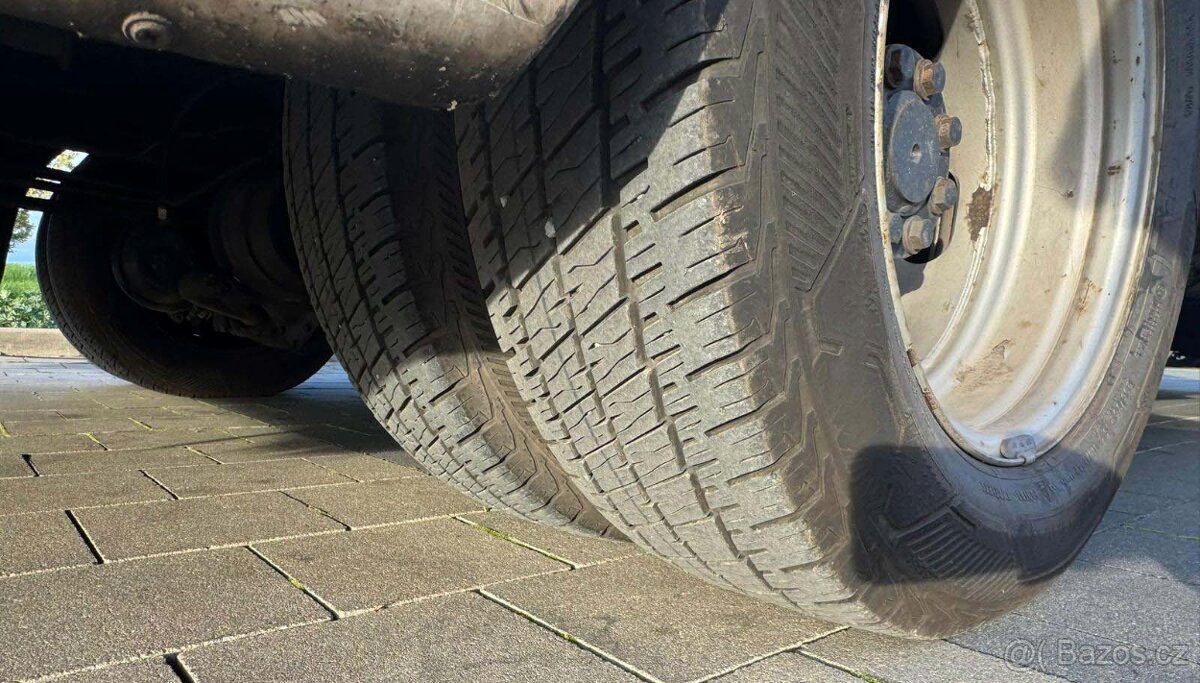 Mercedes Benz Sprinter 616 pro 29 osob - analogový tachograf - 12