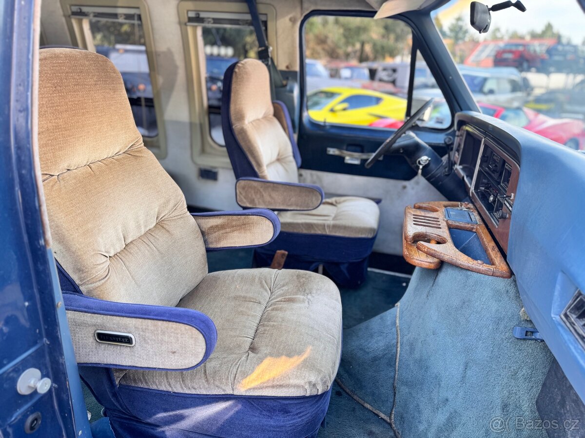 1986 Ford Econoline 150 - 12