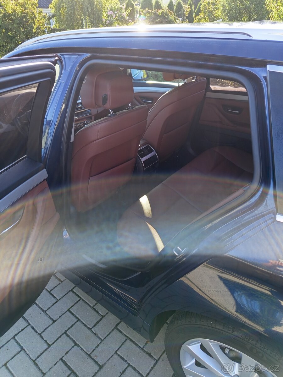BMW F11 525d - 12
