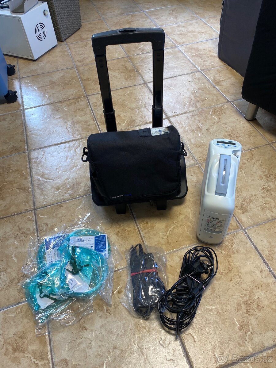 Přenosný kyslíkový přístroj - váha 3,2 kg - baterie 9 hodin - 12