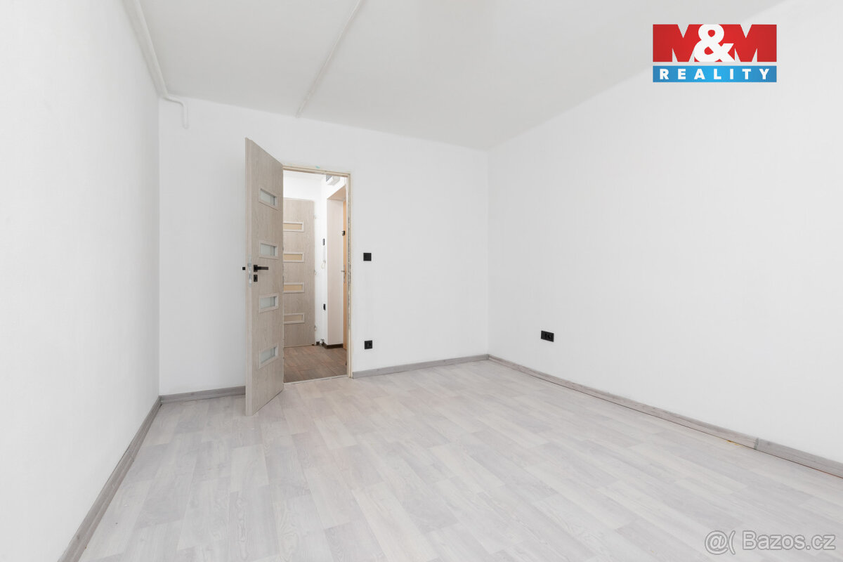 Prodej bytu 2+1, 53 m², Ostrava, ul. Alejnikovova - 12