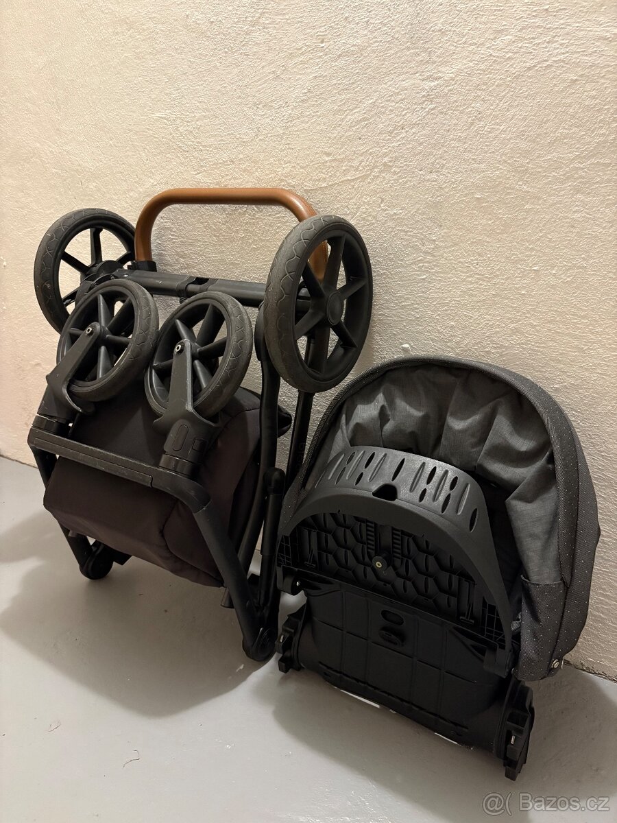 Kočárek Roan Bloom - 12