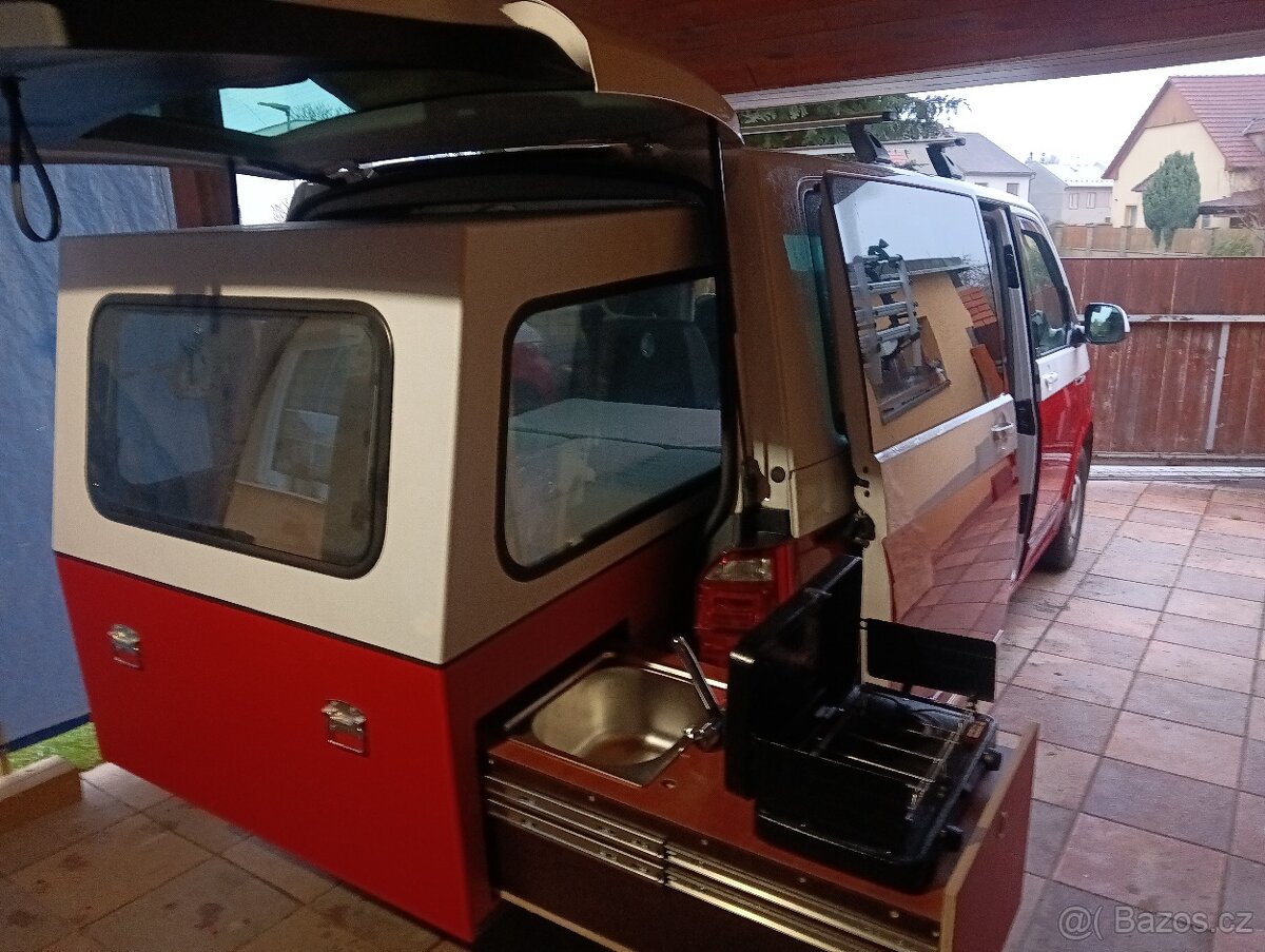 Obytná vestavba - 12