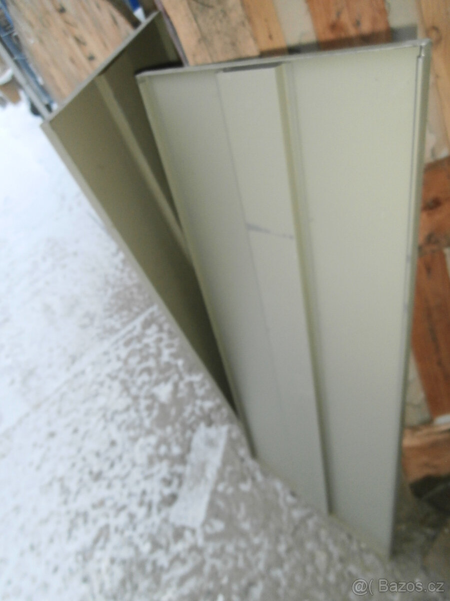 Trezor KOVONA novější typ - náhradní vnitřní police 600 kč - 12