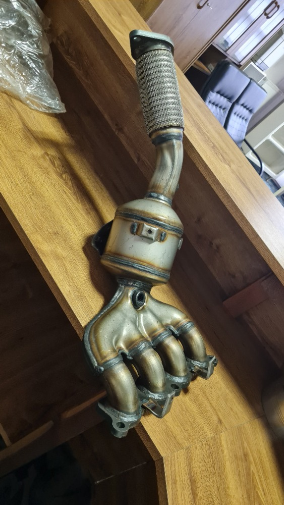 Přední díl výfuku - nový - 12