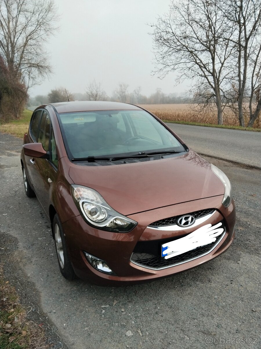 Hyundai IX20 - 12