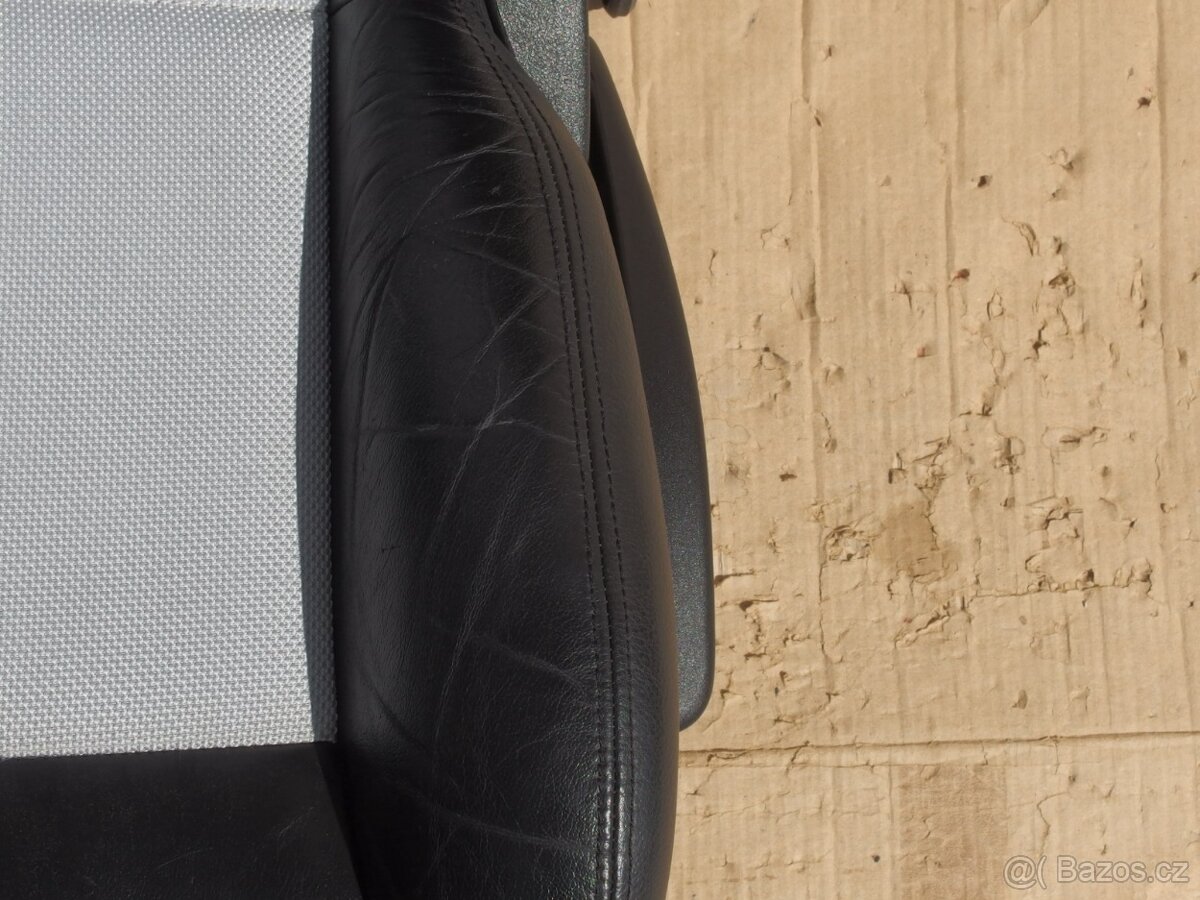 Sada sedaček Škoda Octavia I RS - 12