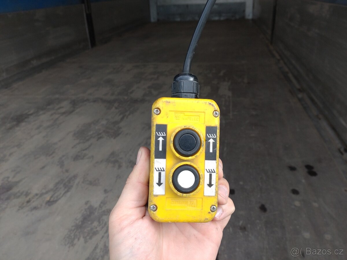 DAF LF 320 FA - 18t - 18 Europalet - Čelo - Lůžko - 12