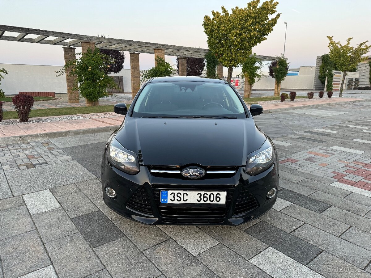 Ford Focus - 2012 - (vyhořelý) 1.6t 134KW - 170.455km - 12