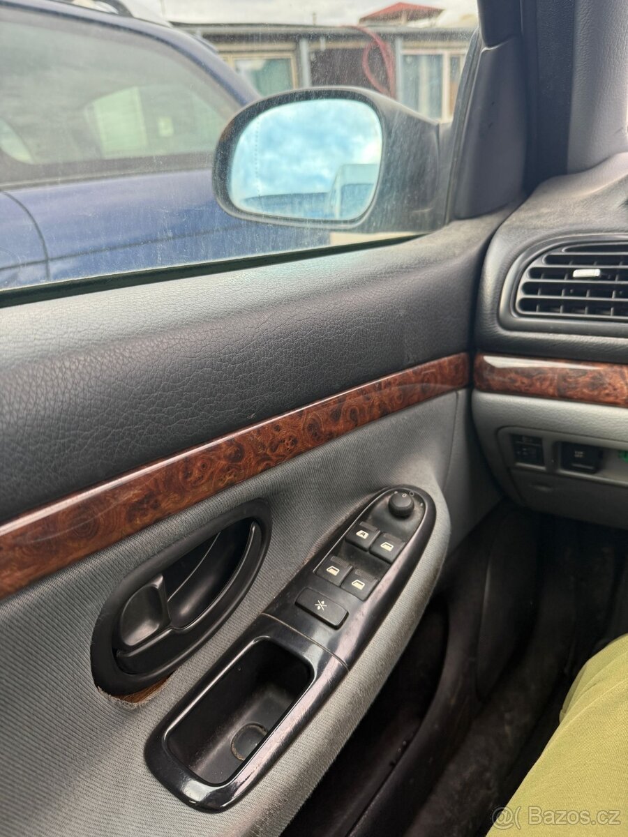 406 2.0 HDI (79 kW). - 12