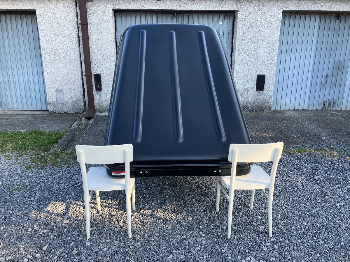 Střešní autostan - 12