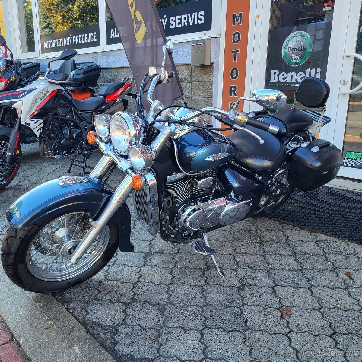 Suzuki VL 800 Intruder Volusia, 2x boční kufr, PO SERVISU - 12