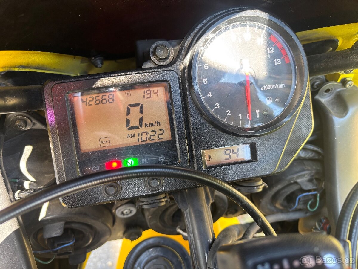 Honda CBR 929RR Fireblade - 12