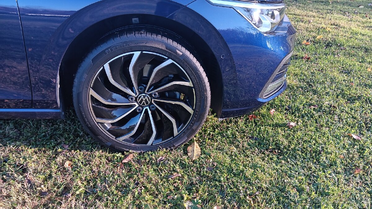 Volkswagen golf 8 2021 - 12