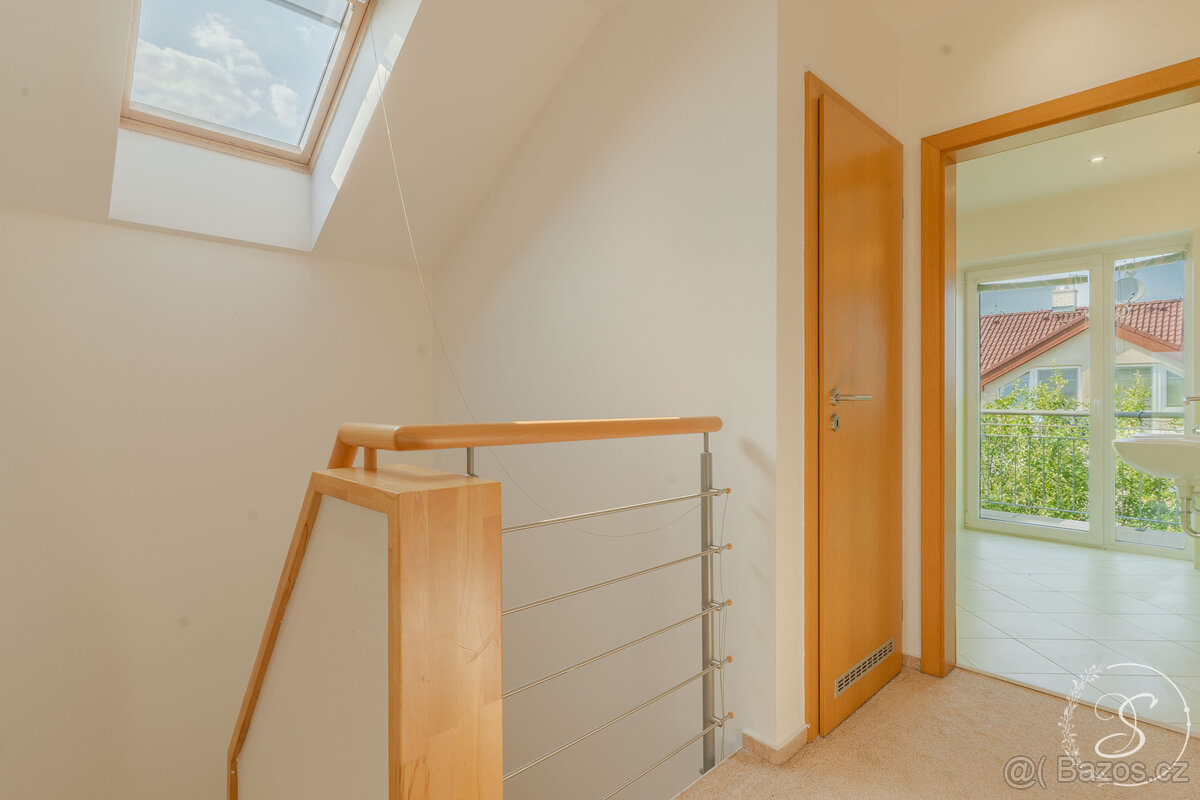 Prodej rodinného domu, 220 m2, Praha Újezd nad Lesy - 12