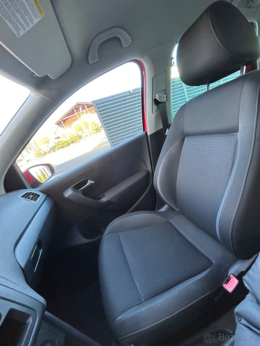 Volkswagen Polo 1.2 benzín 51kW - 12