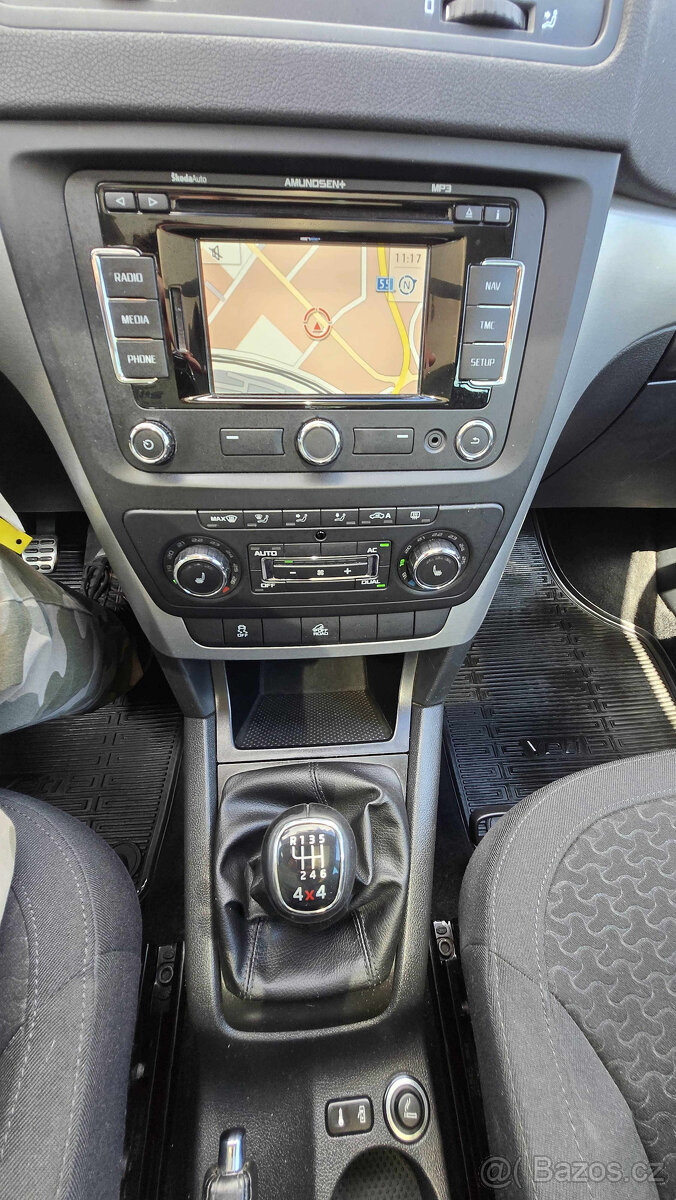 ŠKODA YETI 2.0TDI ELEGANCE 4x4 1MAJITEL - 12