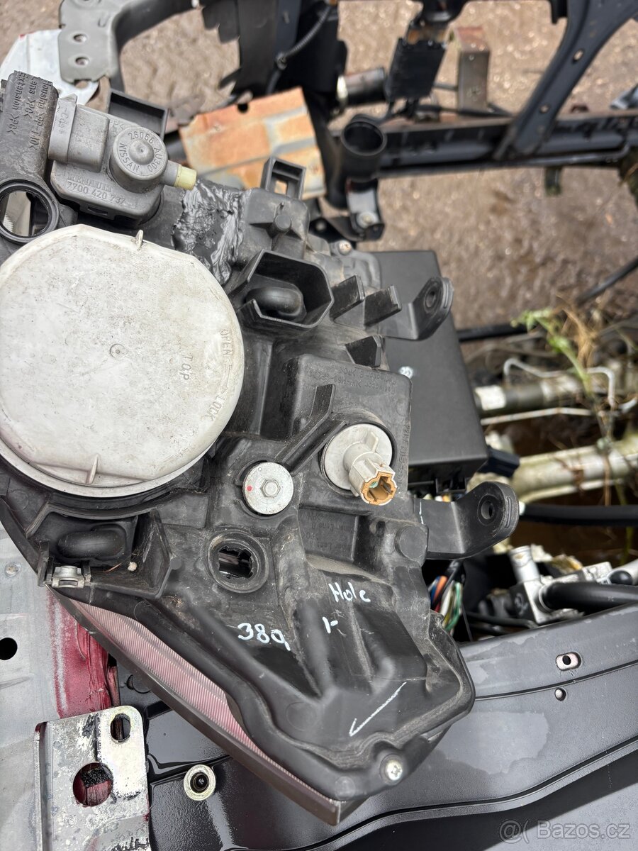 Nissan pathfinder - 12