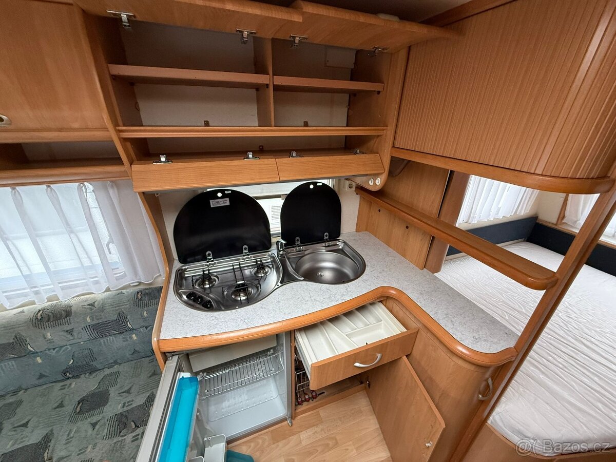 Hobby Excellent 460, 4 osoby, bojler, sprcha, stan - 12