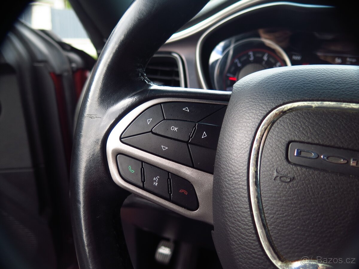 Dodge Challenger, 3.6 V6 - DPH - SRT vzhled - 12