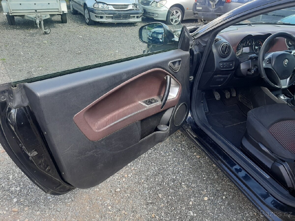 Alfa Romeo Mito 1.6 jtd r.v.2009 - 12