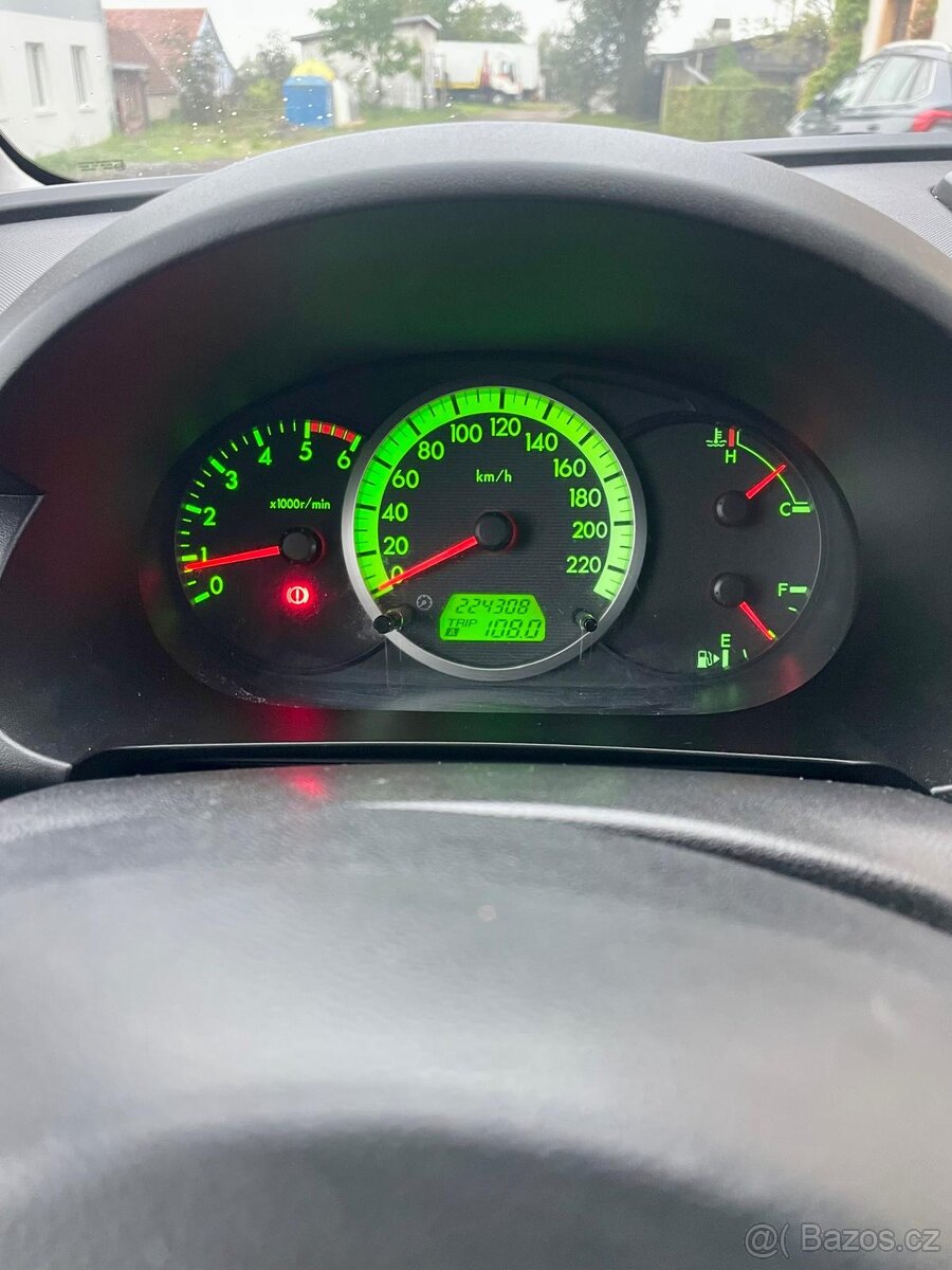 Mazda 5 - 2.0D 105kW, 7Míst - 12