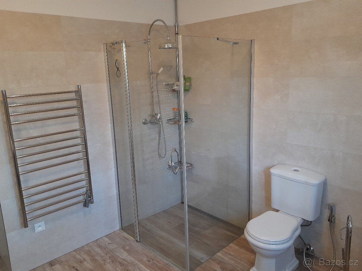 Novostavba RD, 4+kk, přístřešek pro 2OA, pozemek 3 522m2 - 12