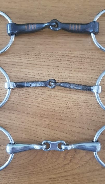 pouze komplet - za velmi vstřícnou cenu - 12