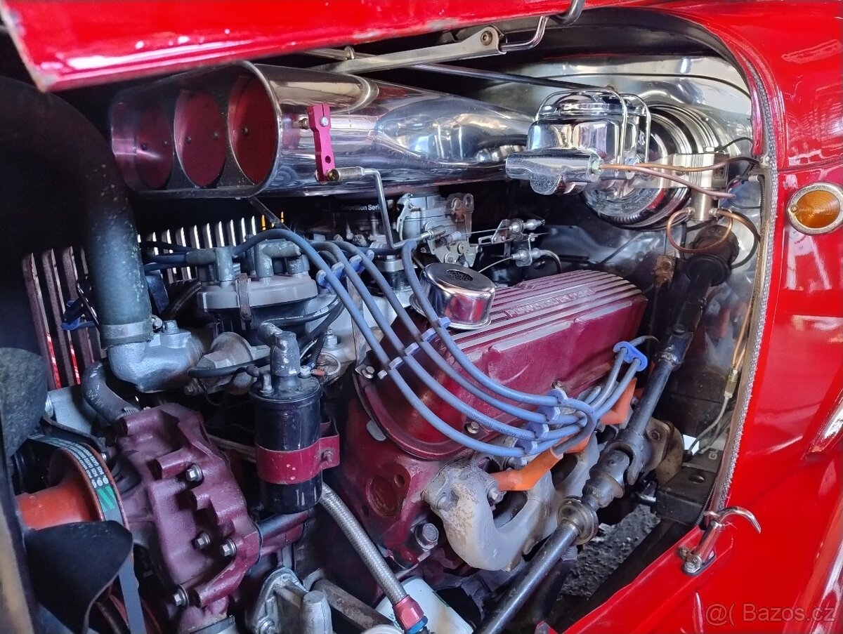 Ford Model A tudor & Panzer - 12