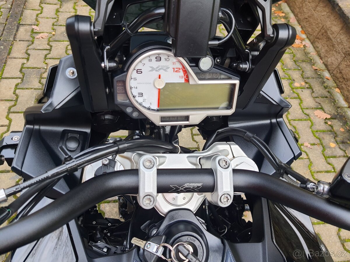 BMW S 1000 XR - TRIPLE BLACK 319.000,- Kč - 12
